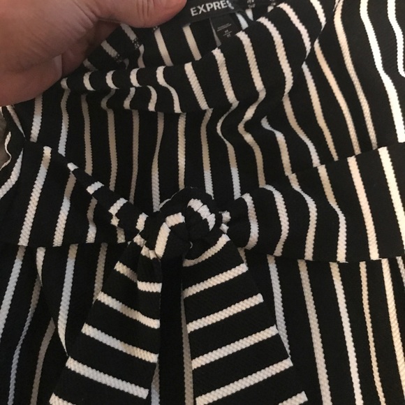 Striped Express Tube Top - Picture 4 of 4